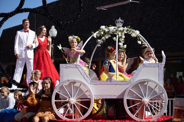 Yamboree School Parade